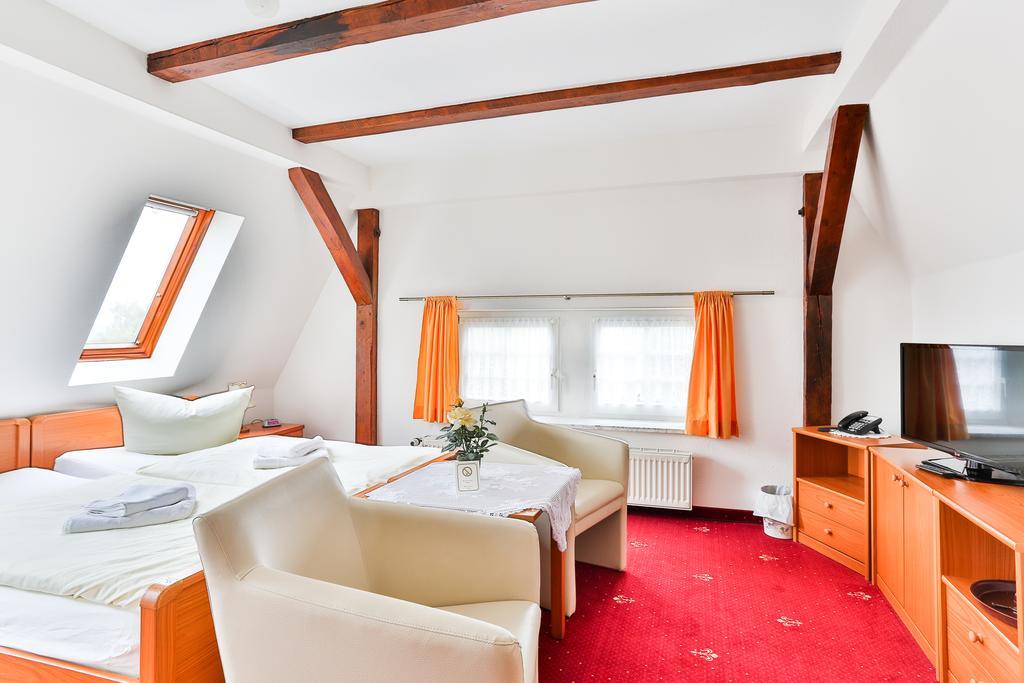 Hotel & Pension Villa Camenz Güstrow Kamer foto