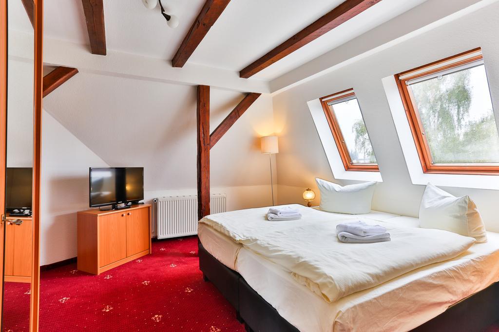 Hotel & Pension Villa Camenz Güstrow Buitenkant foto